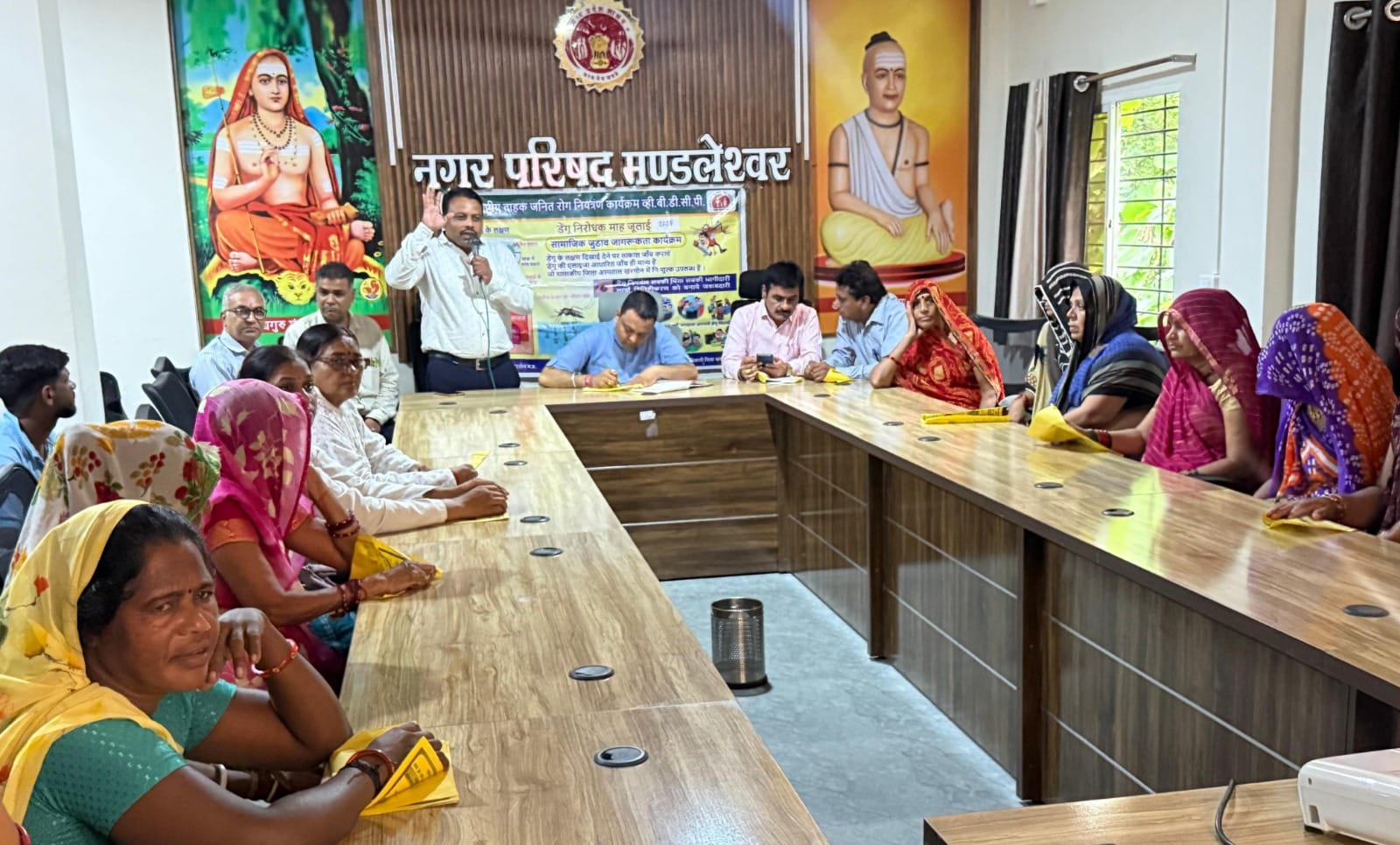 मण्डलेश्वर में मलेरिया नियंत्रण पर हुआ जागरूकता कार्यक्रम विशेषज्ञों ने दी बचाव की जानकारी