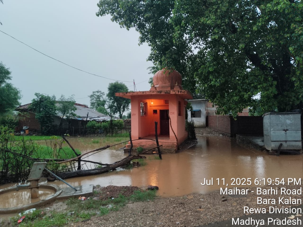 देवरी सरपंच की चुप्पी और नाकामी का अंजाम भुगत रहे देवराजपुर वासी।