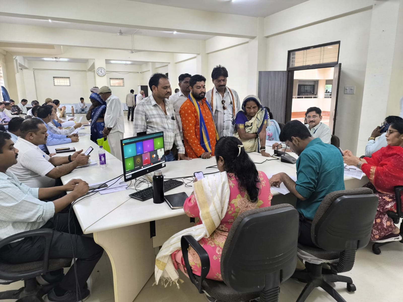 जनसुनवाई में सुनी गई 72 आवेदकों की समस्याएं