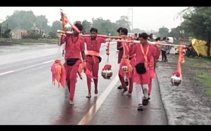 सुसनेर नगर से निकली बोल बम 20 वि कावड़ यात्रा ओंकारेश्वर के लिए हुई रवाना