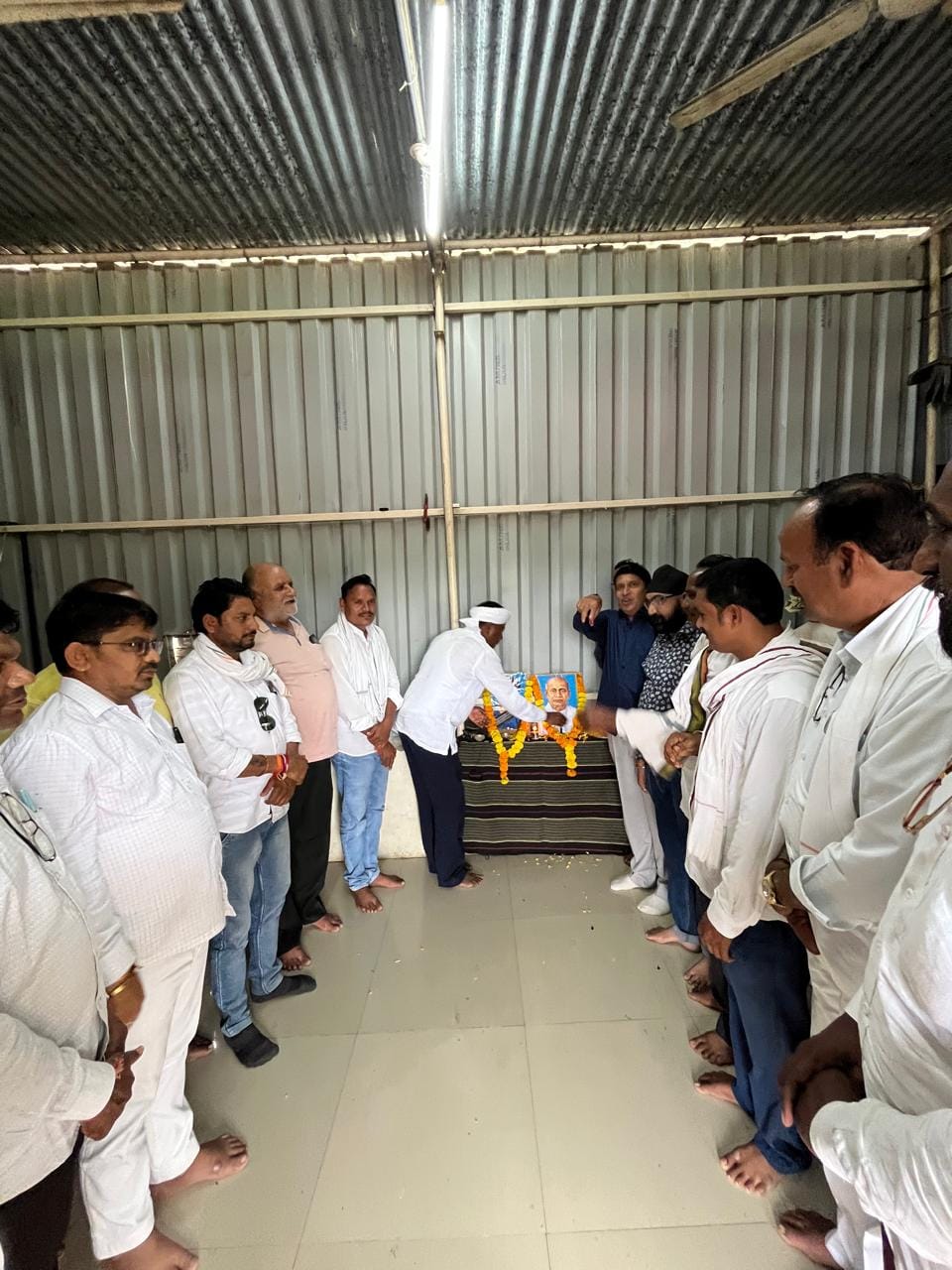 भारत की पूर्व प्रधानमंत्री स्वर्गीय इंदिरा गांधी जी की पुण्यतिथि,, लौहा पुरुष सरदार वल्लभभाई पटेल जी की जन्म जयंती पर माल्यार्पण कर उनके आदर्शौ पर चलने का संकल्प लिया