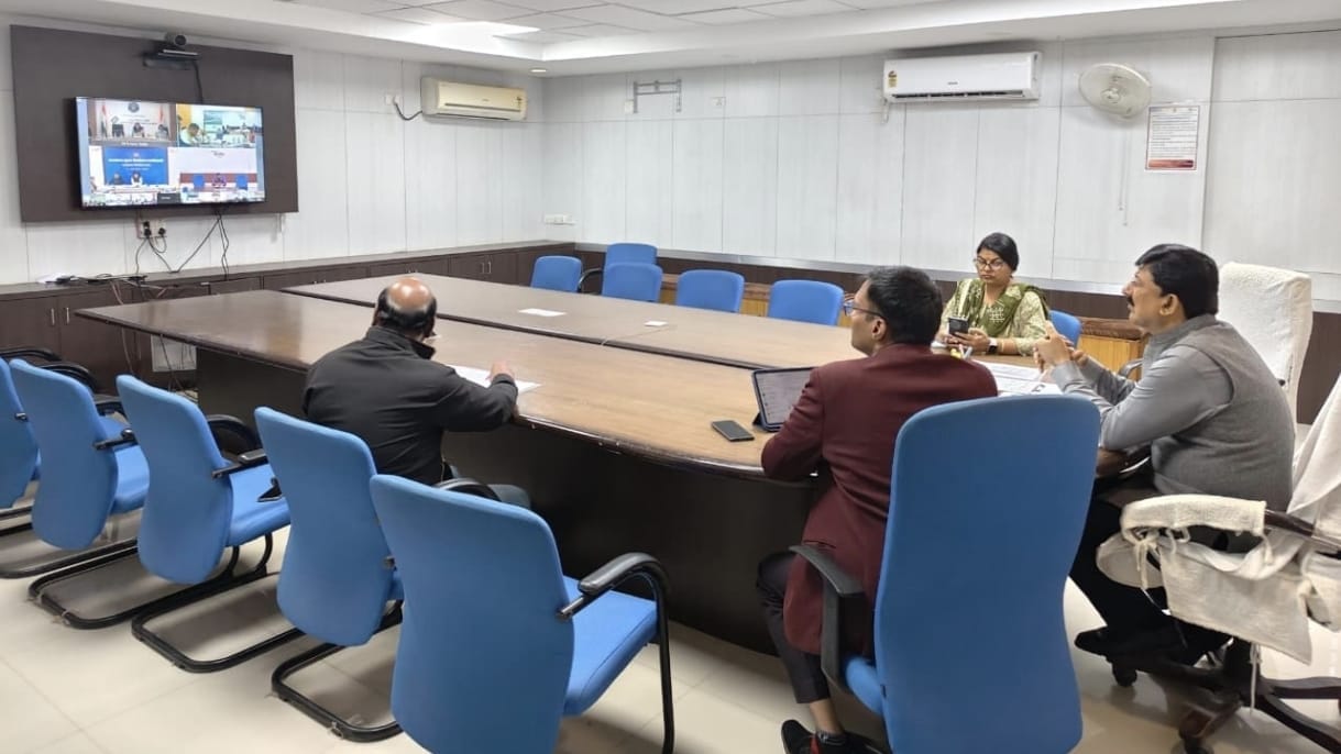 एसआईआर: प्रगति पर हुई समीक्षा, गुना कलेक्टर वीडियो कॉन्फ्रेंसिंग में हुए शामिल