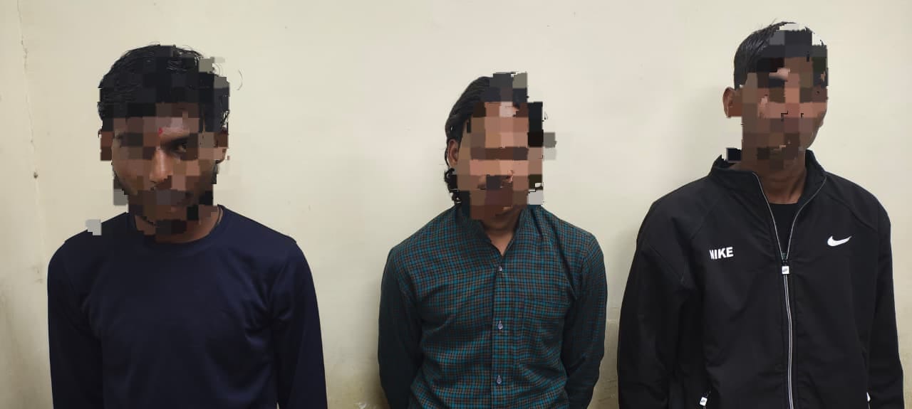 उज्जैन नरवर थाने के चर्चित डबल मर्डर केस में तीन आरोपियों को दोहरा आजीवन कारावास पुलिस की त्वरित जांच एवं तकनीकी विश्लेषण के आधार पर जघन्य एवं सनसनीखेज प्रकरण में मिला मृतकों को न्याय