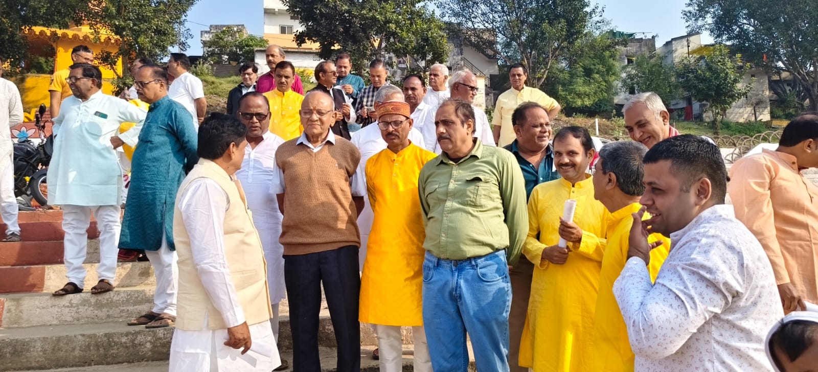 आईएएस संतोष वर्मा की टिप्पणी पर विवादः ब्राह्मण समाज ने बर्खास्तगी व कानूनी कार्रवाई की मांग