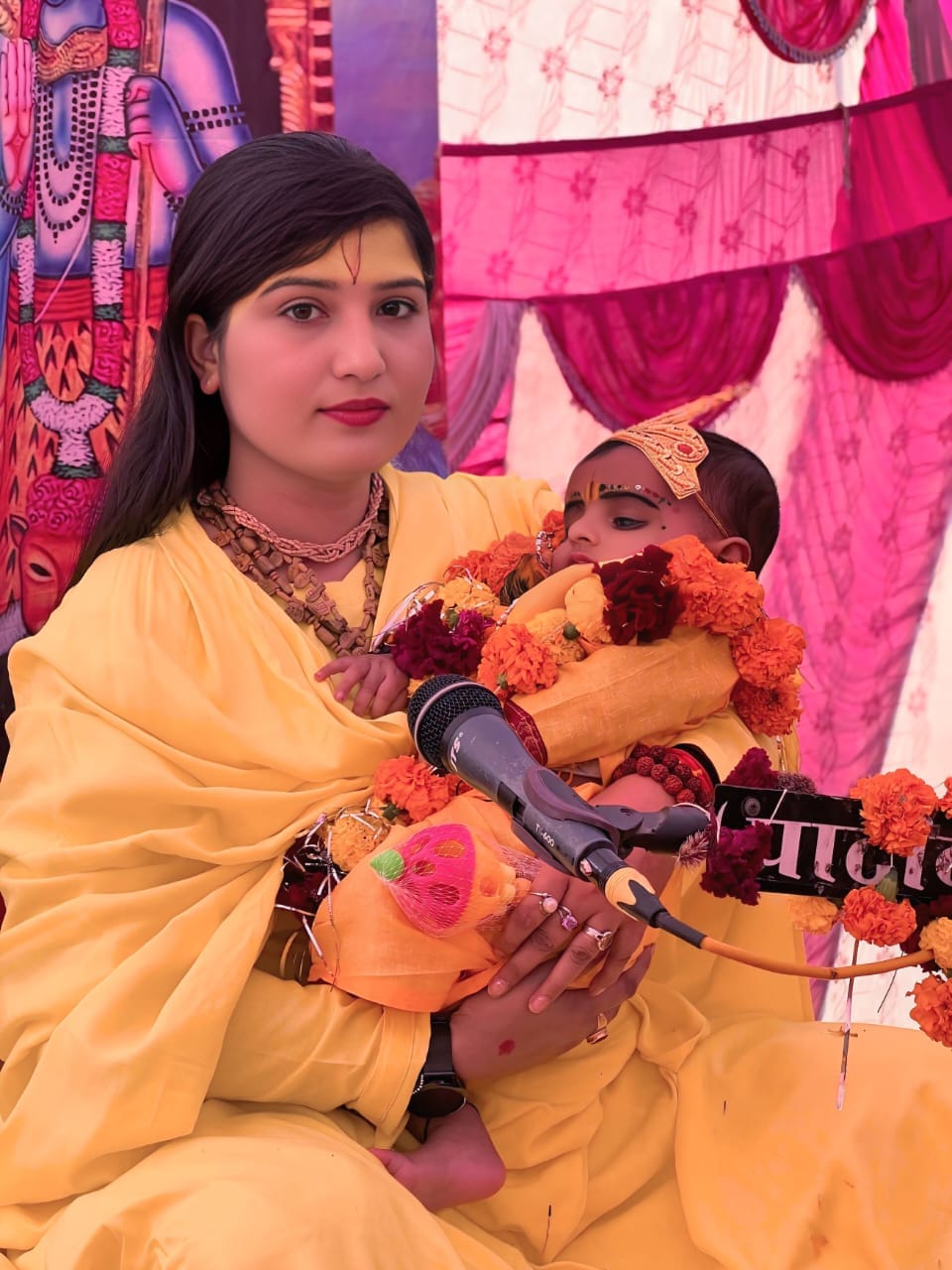 कथावाचक अनमोल श्री दीदी ने दार्शनिक दृष्टि से समझाया मंथन का मर्म, सहयोग, संघर्ष और सहनशीलता ही सफलता का सूत्र; शिव ने विष पीकर सिखाया परोपकार– अनमोल श्री जी ने दार्शनिक दृष्टि से समझाया मंथन का मर्म