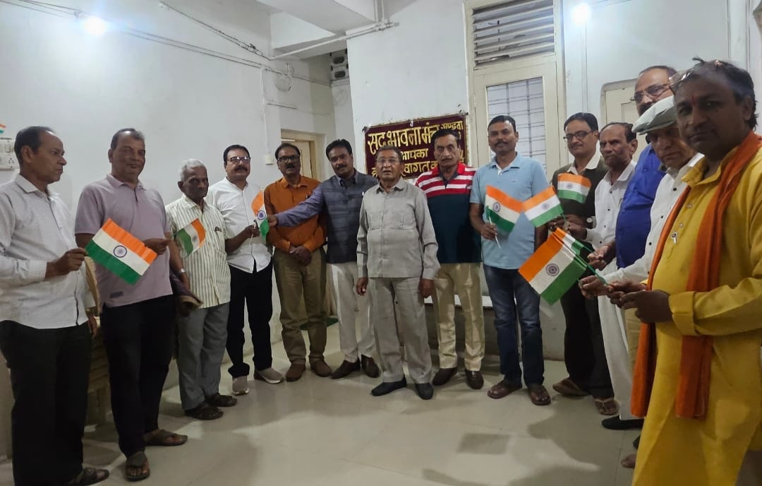 राष्ट्रगीत ‘वंदे मातरम’ की गूंज से होता है देशभक्ति का संचार