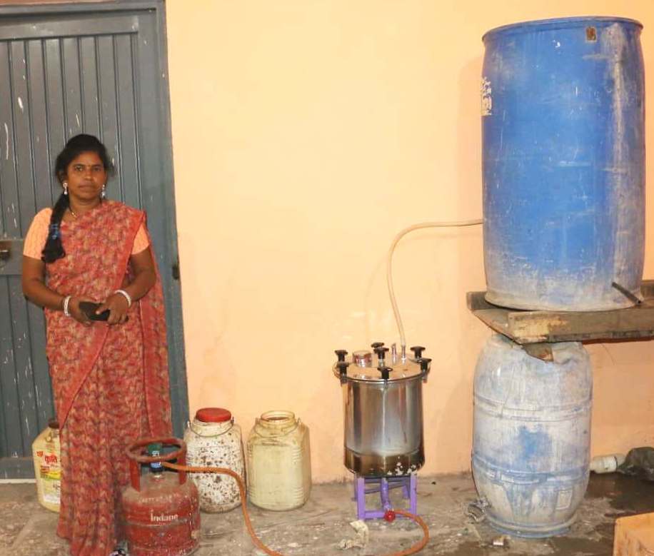 सफलता की कहानी, अजीविका मिशन ने दिया मंच, रजनी दीदी ने लिखी आत्मनिर्भरता की कहानी, नर्सरी से लेकर जैविक खाद-दवाइयों तक, बनाई कमाई की नयी राह