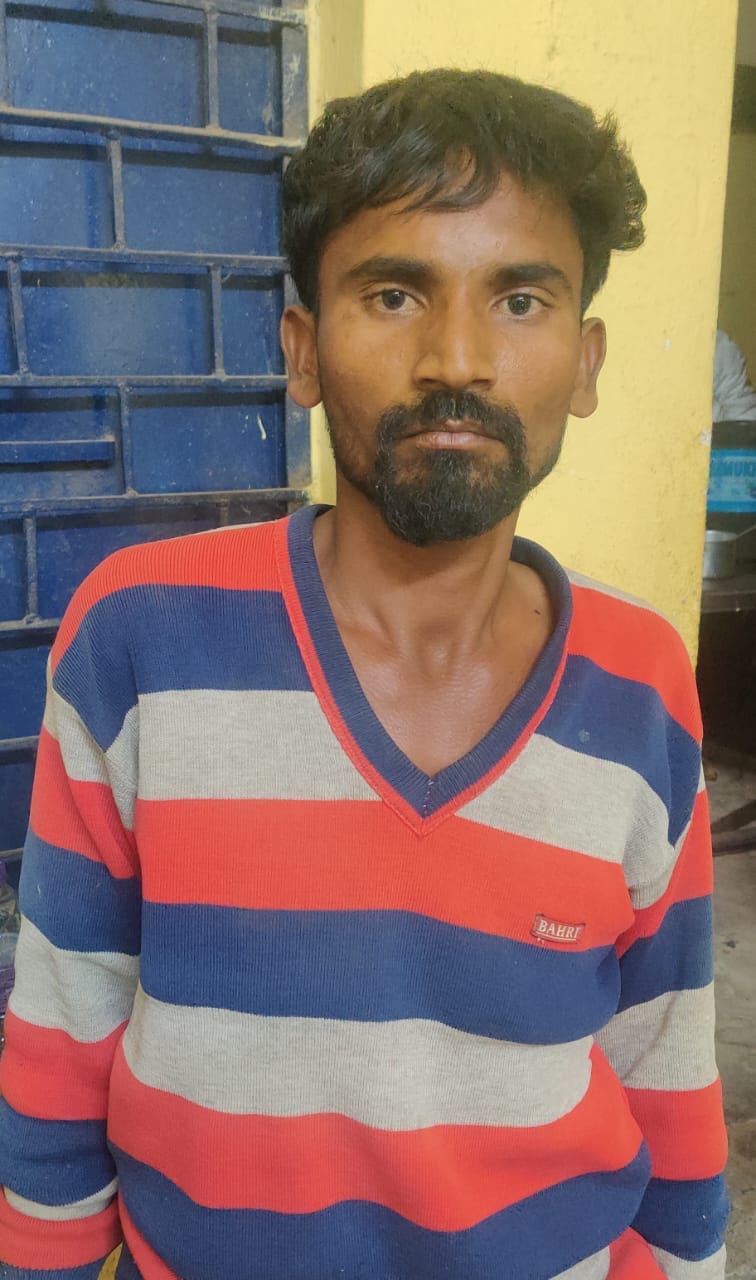 उमरबन पुलिस ने पकडे बकरा चोर