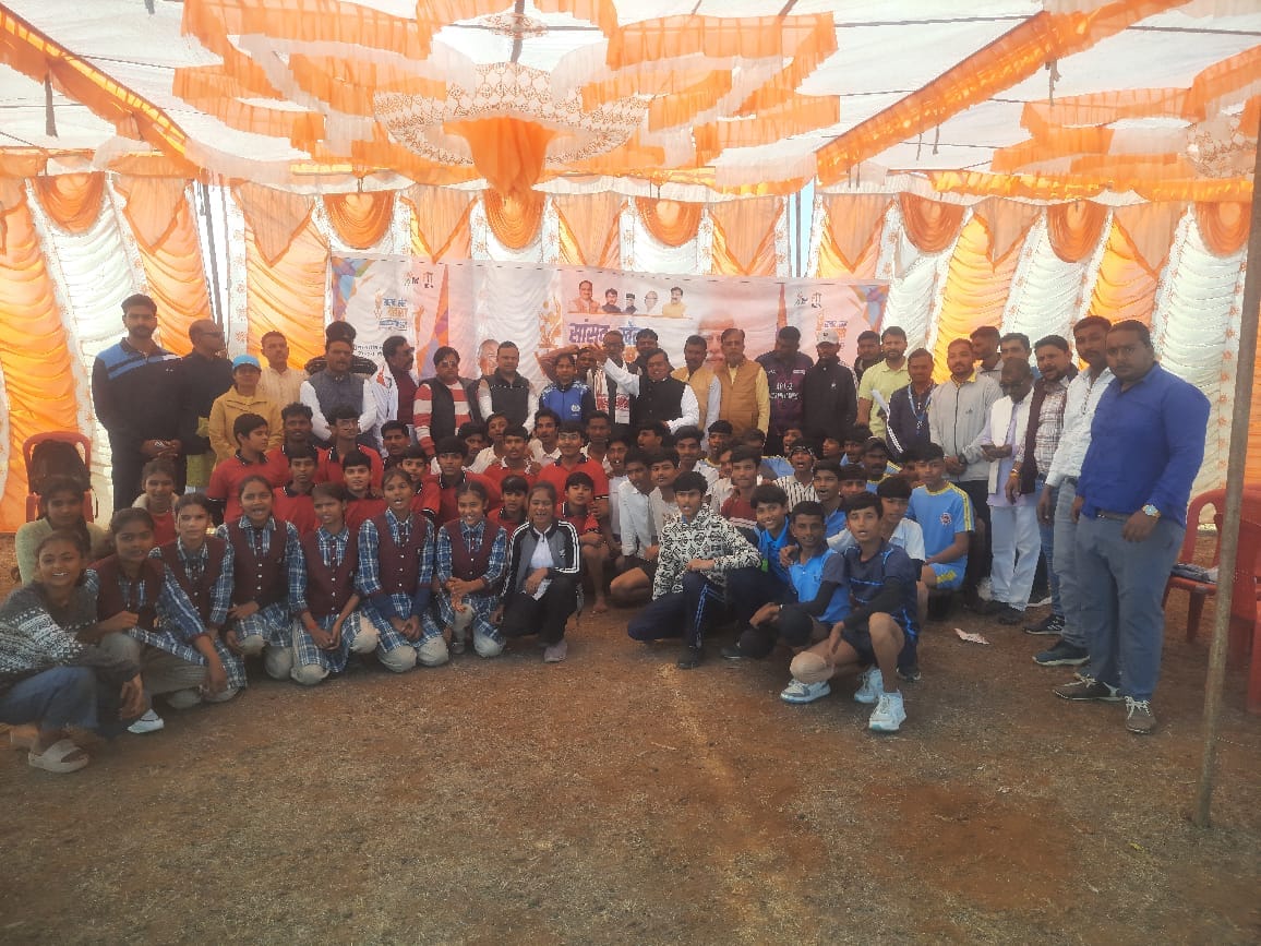 सुसनेर में सांसद खेलकूद प्रतियोगिता, भाजपा नेताओं ने बढ़ाया खिलाड़ियों का उत्साह विजेता अब राजगढ़ में दिखाएंगे हुनर….